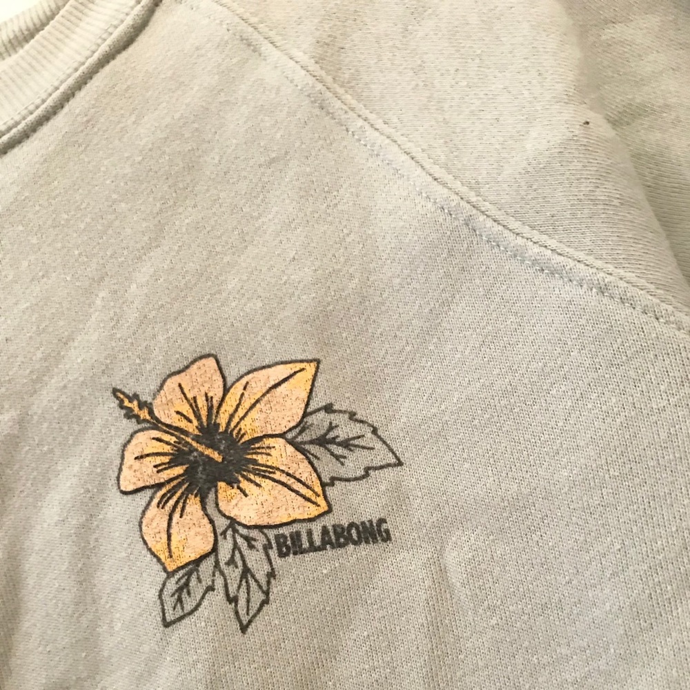 Sz A cropped billabong sweatshirt SO SOFT MATERIAL